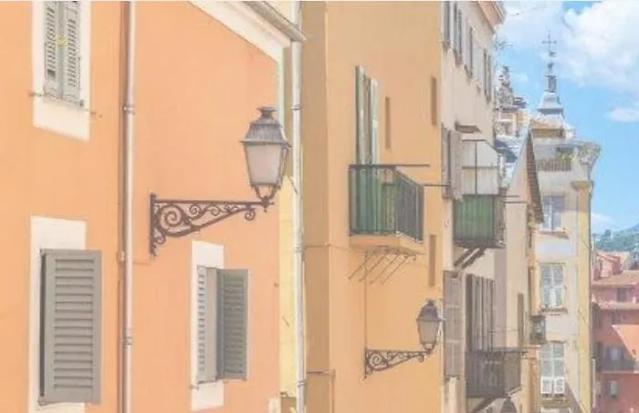Small Duplex - Downtown - Close To Beaches *