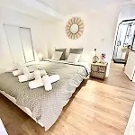 Small Duplex - Downtown - Close To Beaches