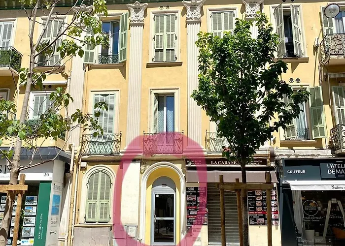 Small Duplex - Downtown - Close To Beaches Lägenhet